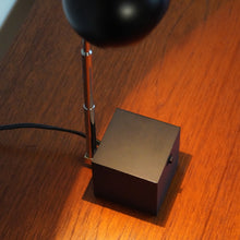 Load image into Gallery viewer, Vintage lightolier Michael Lax lytegem telescoping lamp black Japan