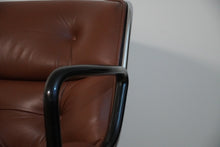 Load image into Gallery viewer, Charles Pollock Executive Desk Chairs for Knoll in brown Cognac Leather