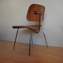 Load image into Gallery viewer, Herman Miller Eames DCM wood grain chair
