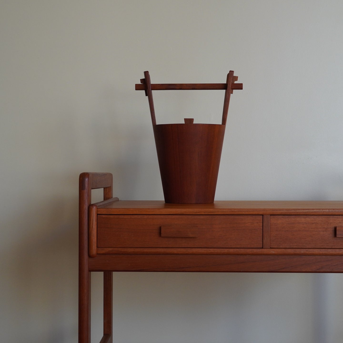 Mid Century Modern Teak bar cart with drawers