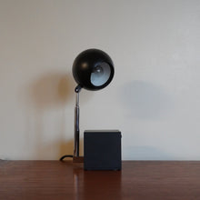 Load image into Gallery viewer, Vintage lightolier Michael Lax lytegem telescoping lamp black Japan
