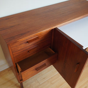 Midcentury American Modern Walnut Sideboard or Dresser by Richard Artschwager