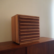 Load image into Gallery viewer, Handcrafted wood jewelry box
