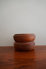 Load image into Gallery viewer, Vintage solid teak wood bowls
