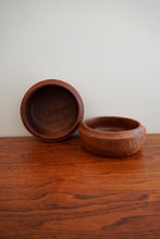 Load image into Gallery viewer, Vintage solid teak wood bowls
