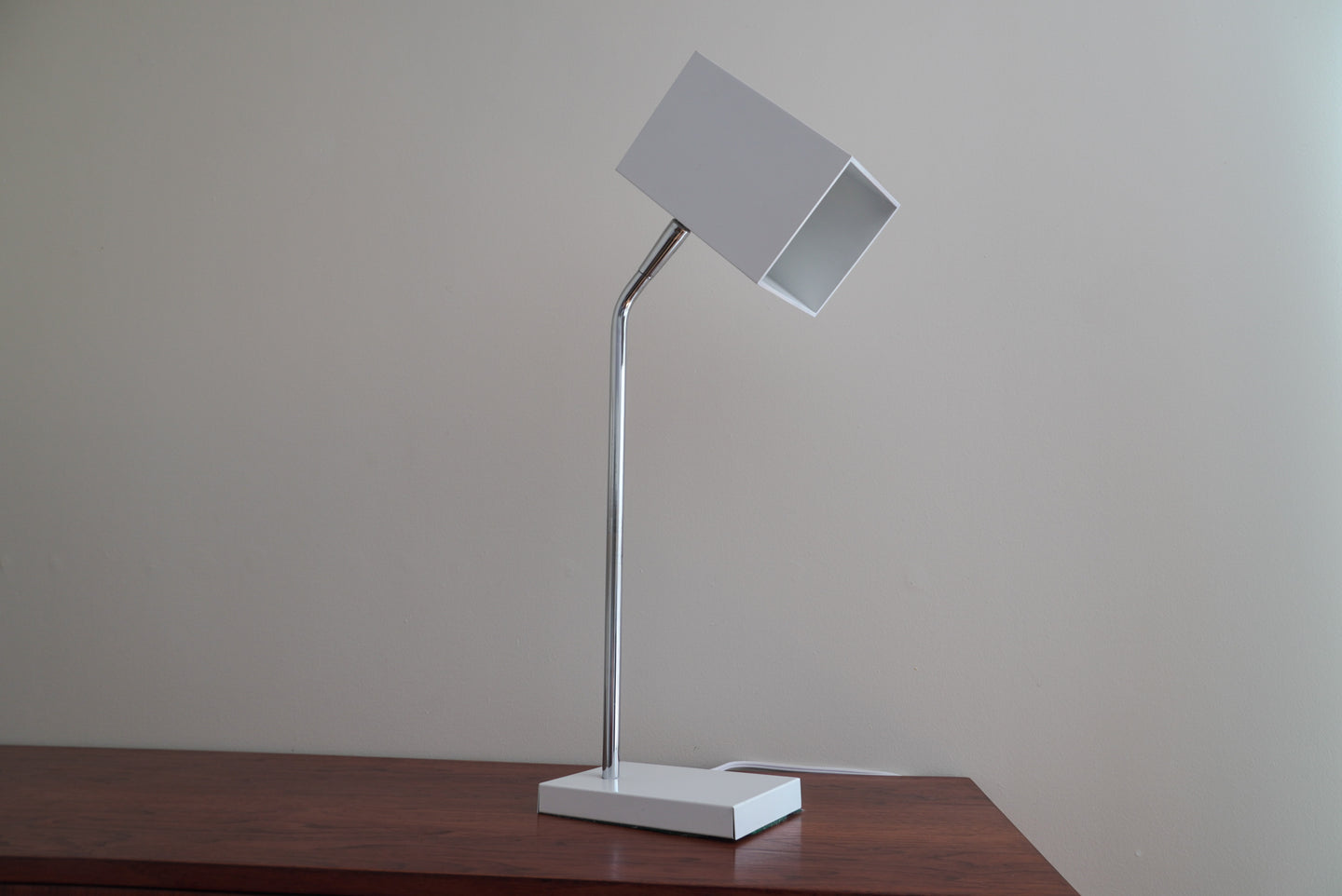 1960s white Robert Sonneman for Kovacs Cube table lamp